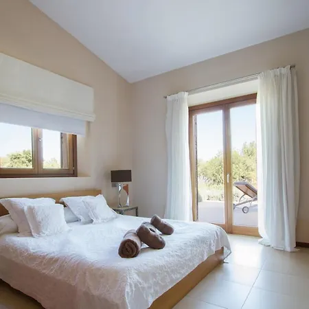 Magnificent Mallorca Casa Son 6 Bedrooms Childrens Play Area Private Pool