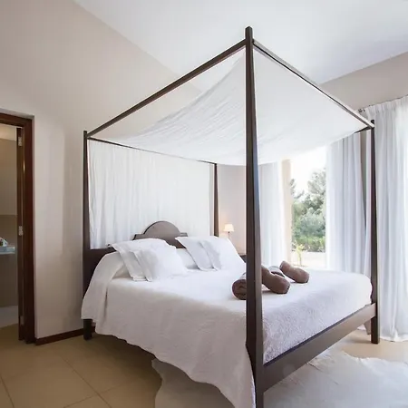 Villa Magnificent Mallorca Casa Son 6 Bedrooms Childrens Play Area Private Pool *